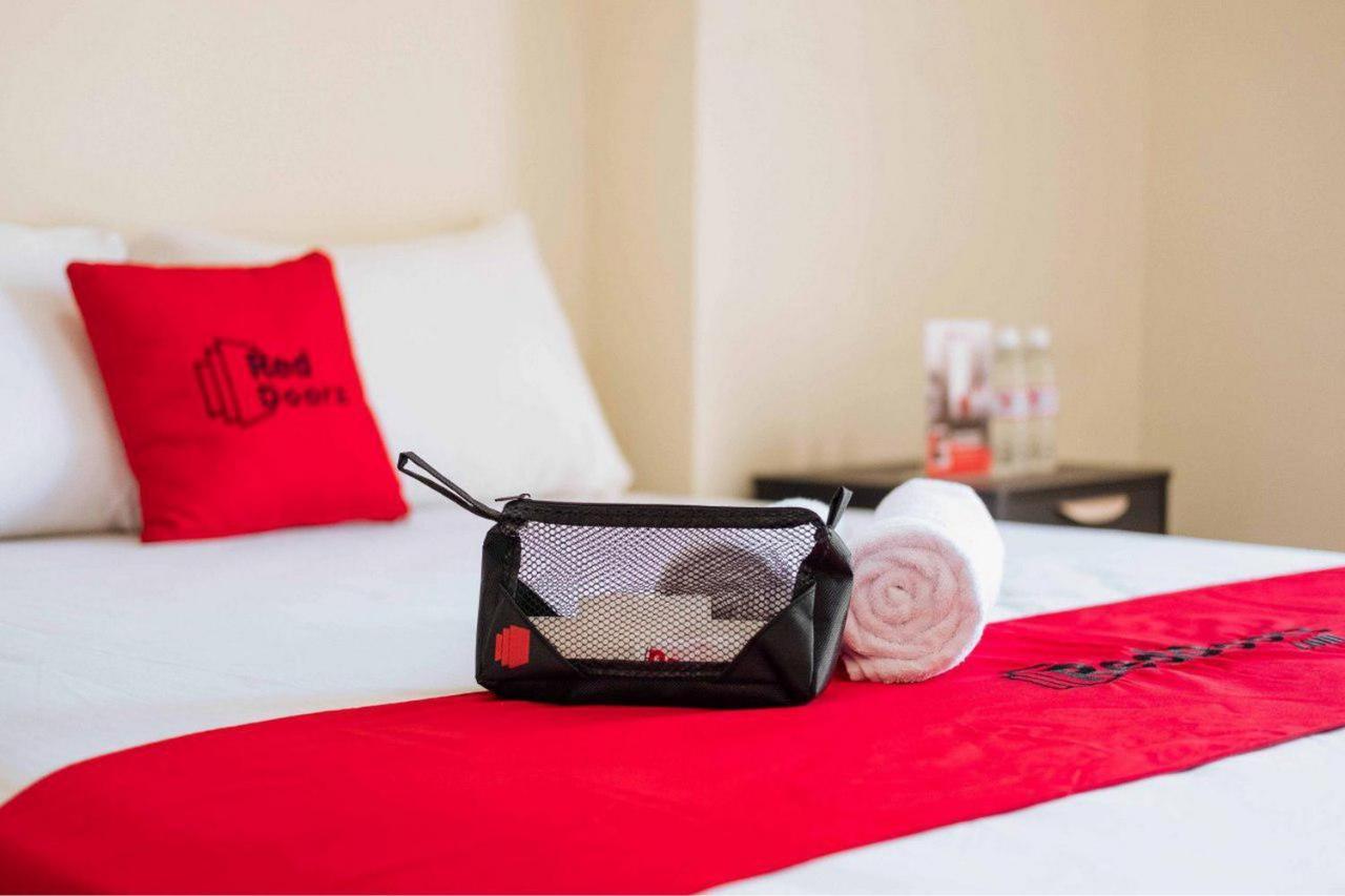Hotel RedDoorz @ Simpang Pos Medan Zewnętrze zdjęcie